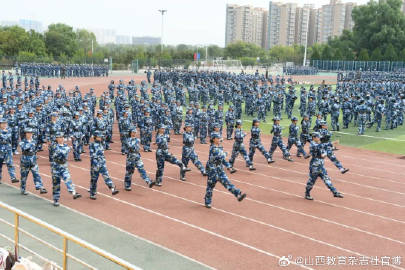 山西应用科技学院军训，锤炼意志，塑造未来