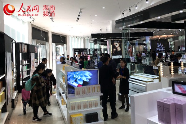 日上免税店的化妆品世界，北京之旅的购物新地标