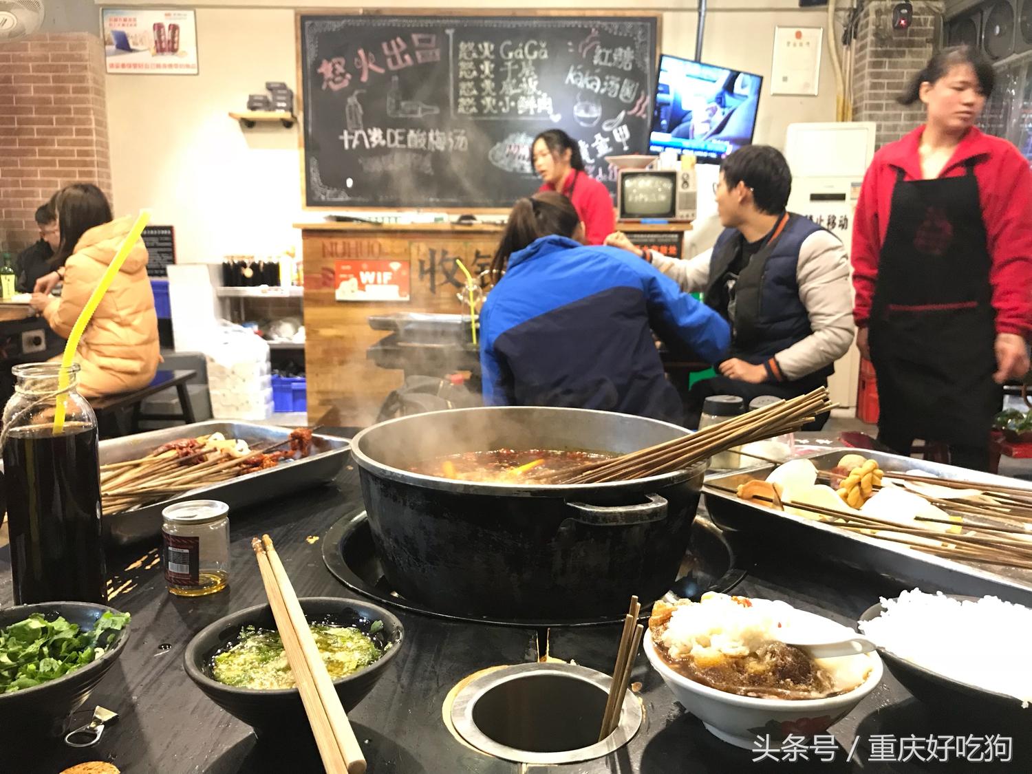 杨家坪天街美食，味蕾的盛宴，城市的味道