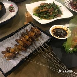 义乌美食之旅，情侣的味蕾盛宴