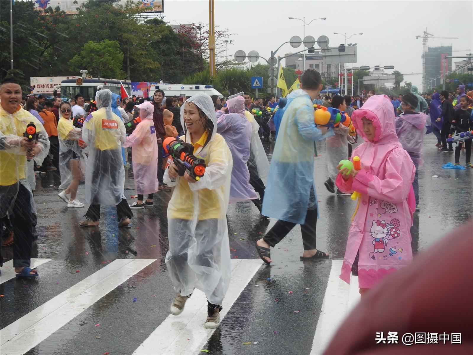 东坑泼水节，一场盛大的狂欢盛宴