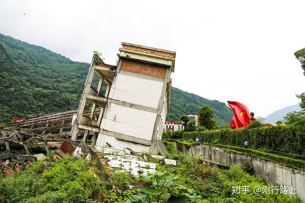 映秀地震遗址，灾难的印记与生命的坚韧